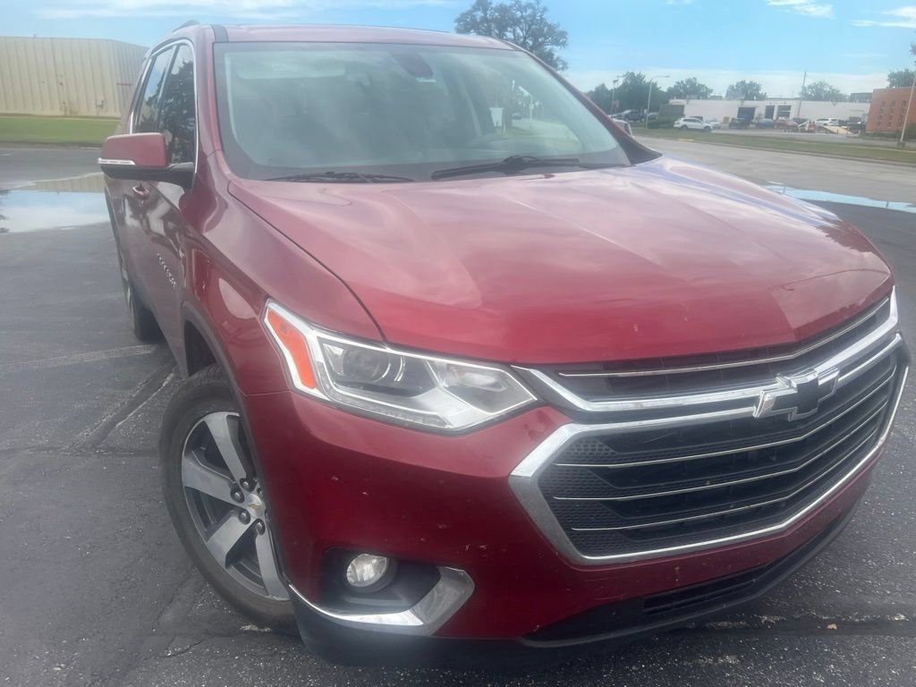 Used 2018 Chevrolet Traverse LT AWD/4WD image 3