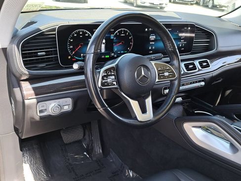 Used 2023 Mercedes-Benz GLS 450 4MATIC image 18
