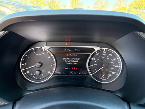Used 2024 Nissan Sentra SV FWD image 30