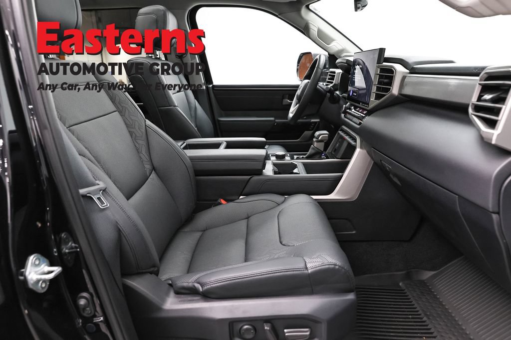 Used 2024 Toyota Tundra Limited AWD/4WD image 29
