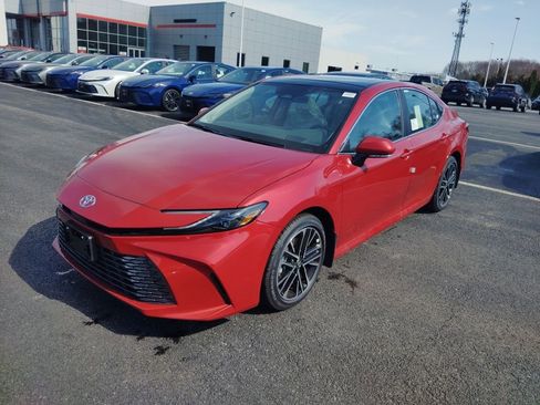 New 2026 Toyota Camry XLE image 2