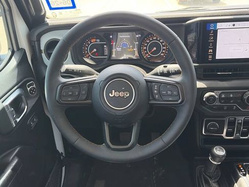 Used 2024 Jeep Wrangler Unlimited Sport AWD/4WD image 15
