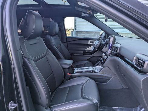 Used 2021 Ford Explorer ST w/ Equipment Group 401A image 31