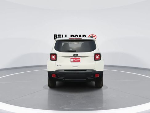 Used 2023 Jeep Renegade Latitude image 7