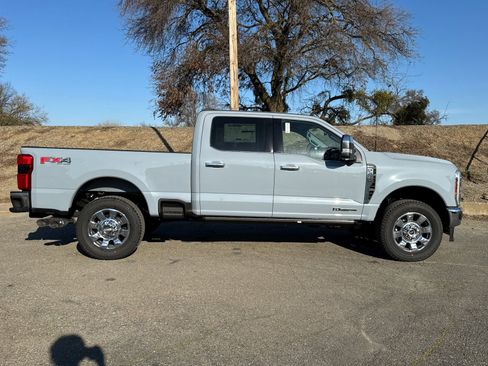 New 2026 Ford F250 Lariat w/ Lariat Ultimate Package image 2
