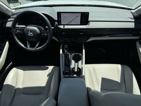 Used 2024 Honda Accord Touring image 32