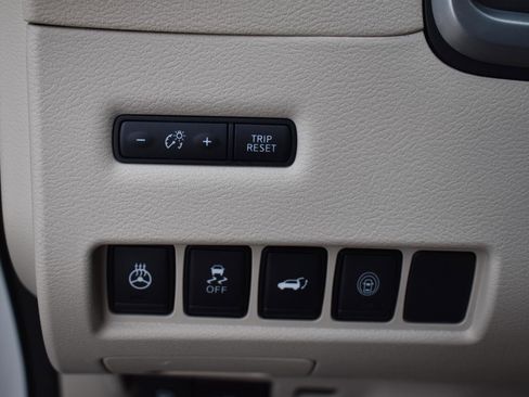 Used 2024 Nissan Murano Platinum w/ Cargo Package image 37