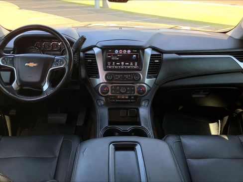 Used 2018 Chevrolet Tahoe LT image 15