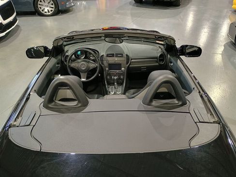 Used 2011 Mercedes-Benz SLK 300 image 7