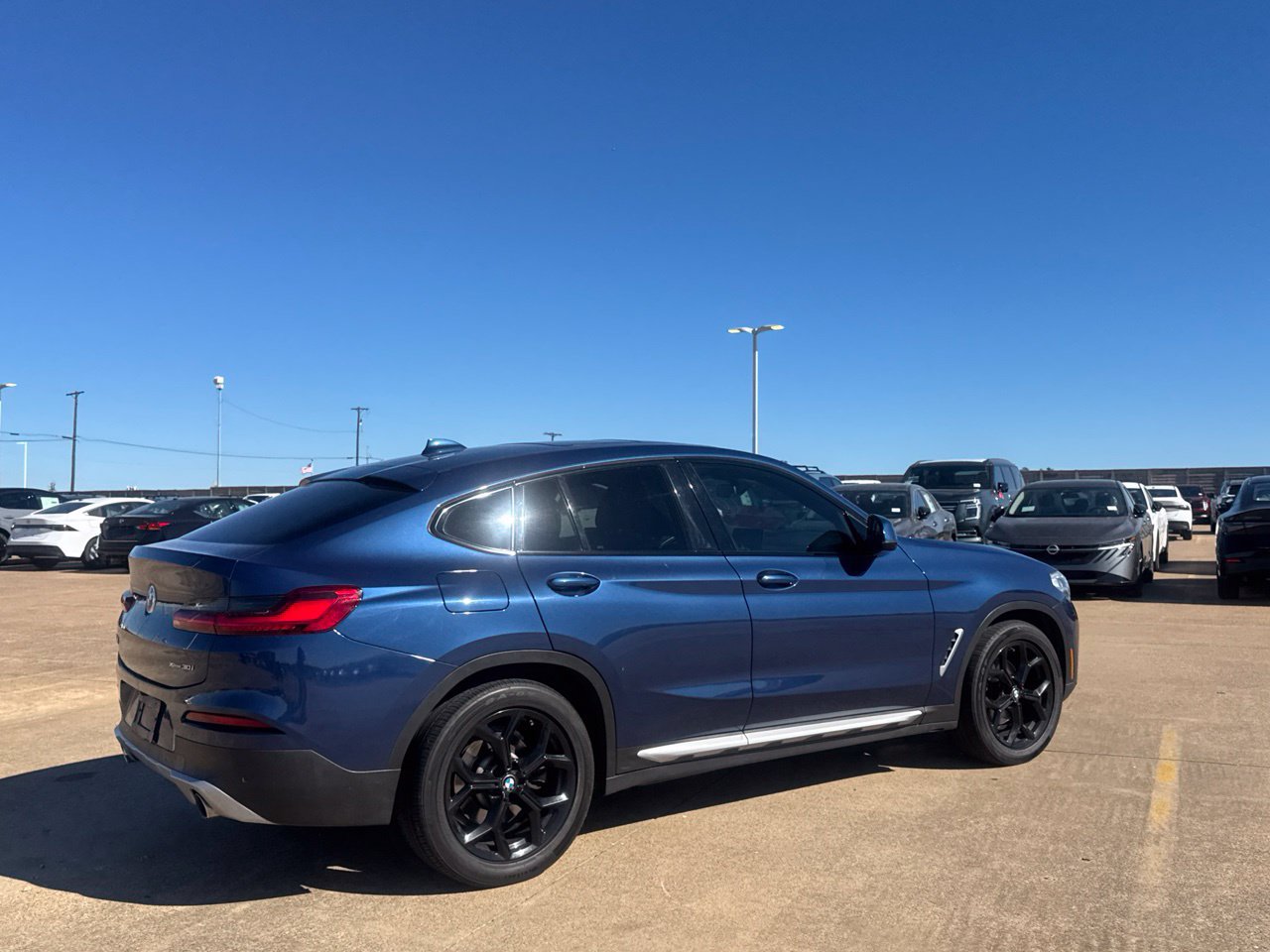 Used 2021 BMW X4 xDrive30i AWD/4WD image 28