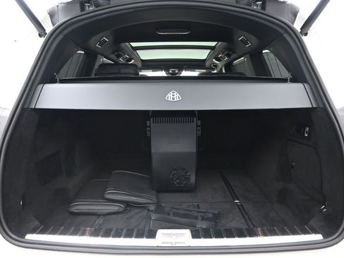 Used 2023 Mercedes-Benz Maybach GLS 600 4MATIC image 31