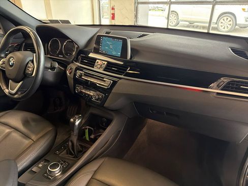 Used 2019 BMW X1 xDrive28i w/ Convenience Package AWD/4WD image 31