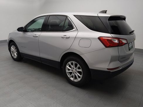 Used 2020 Chevrolet Equinox LT w/ Driver Convenience Package FWD image 3