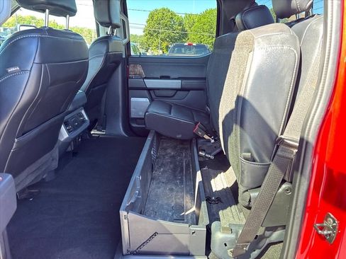 Used 2024 Ford F350 Lariat w/ Sport Appearance Package AWD/4WD image 19
