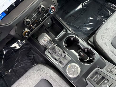 New 2025 Ford Bronco Big Bend w/ Black Appearance Package image 34