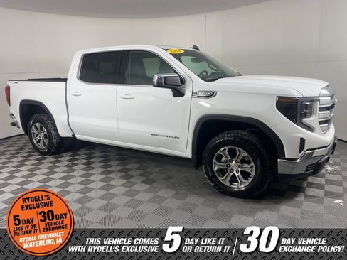 Used 2024 GMC Sierra 1500 SLE w/ Preferred Package image 2