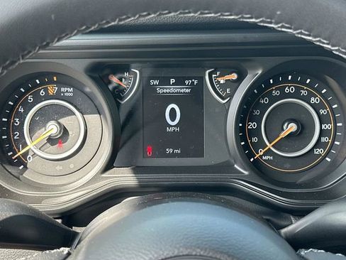 New 2025 Jeep Gladiator Sport image 29