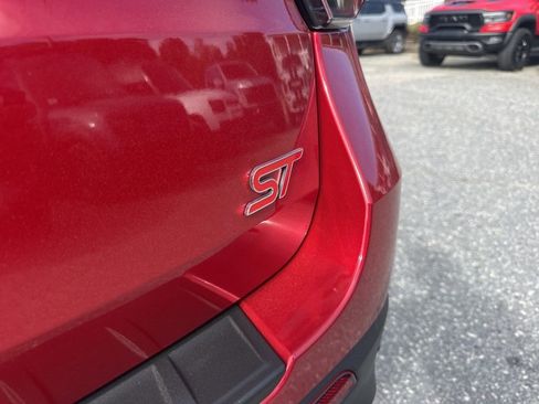 Used 2025 Ford Explorer ST image 35