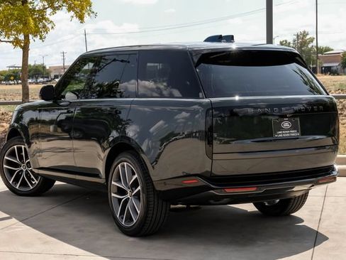 New 2027 Land Rover Range Rover SE AWD/4WD image 13