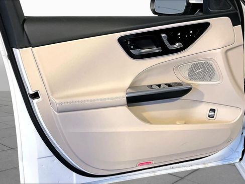 New 2026 Mercedes-Benz C 300 4MATIC Sedan image 11