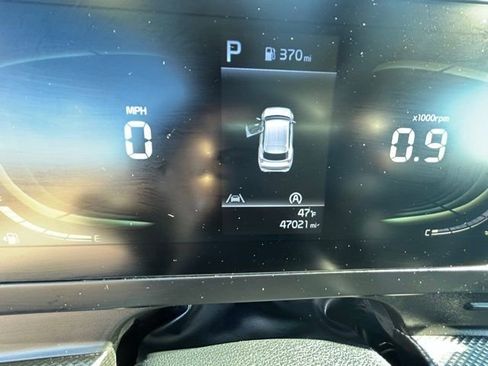 Used 2024 Kia Sportage LX image 16