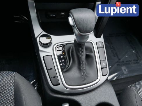 Used 2024 Kia Seltos LX image 19