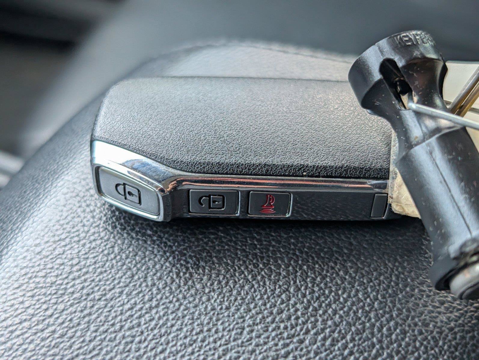 Used 2023 Kia Sportage EX FWD image 27