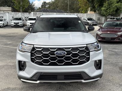 Used 2025 Ford Explorer Platinum