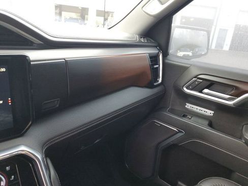 Used 2025 GMC Sierra 1500 Denali image 26
