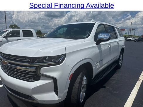 Used 2023 Chevrolet Suburban Premier AWD/4WD image 1