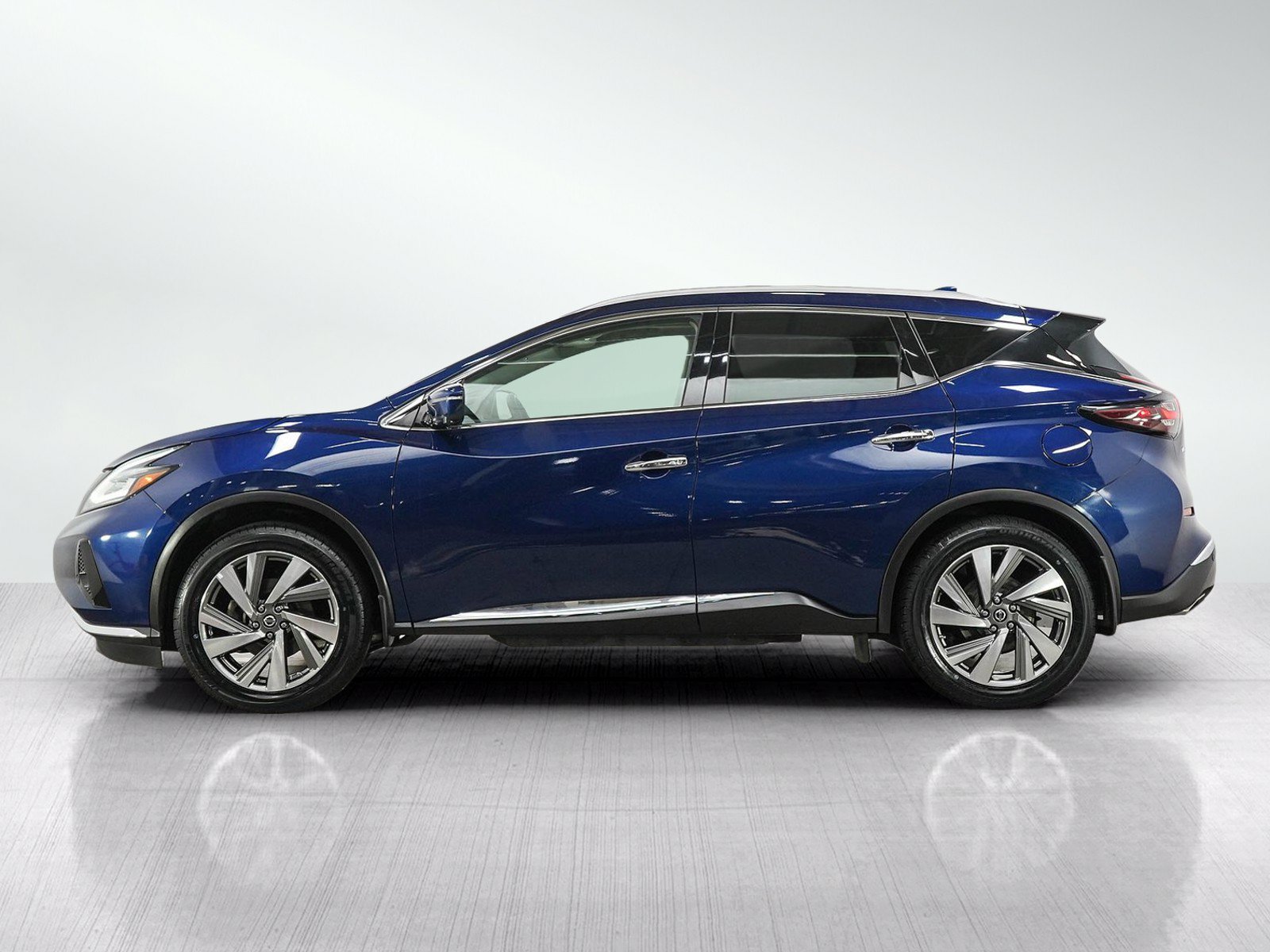 Used 2019 Nissan Murano SL w/ SL Technology Package AWD/4WD image 2