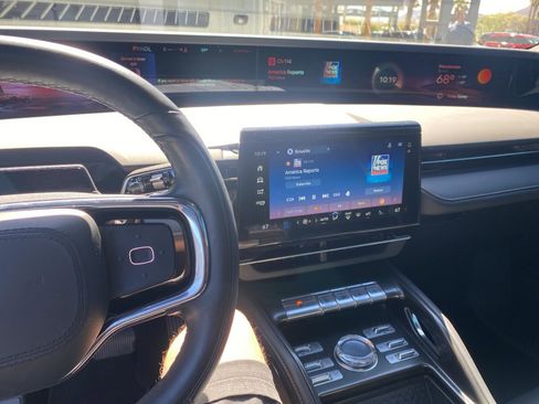 Used 2024 Lincoln Nautilus Reserve w/ Equipment Group 203A AWD/4WD image 15