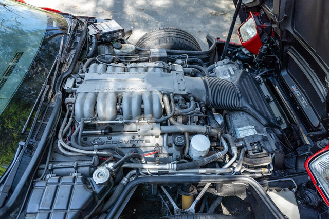 Used 1994 Chevrolet Corvette ZR1 RWD image 16