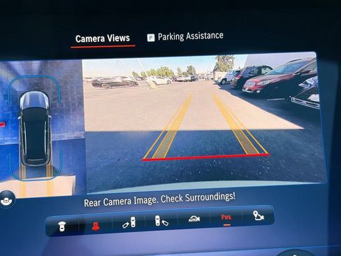 Used 2024 Mercedes-Benz Maybach EQS 680 4MATIC image 22