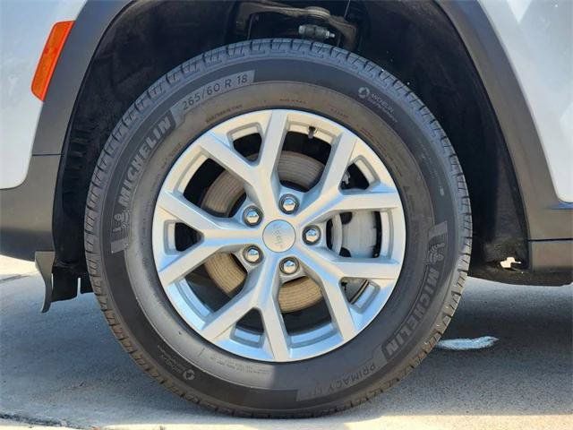 Certified 2023 Jeep Grand Cherokee Limited AWD/4WD image 10