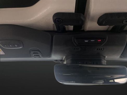 Used 2021 Jeep Wrangler Unlimited Rubicon w/ Trailer Tow Package image 28