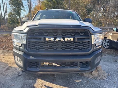 Used 2019 RAM 2500 Tradesman image 2