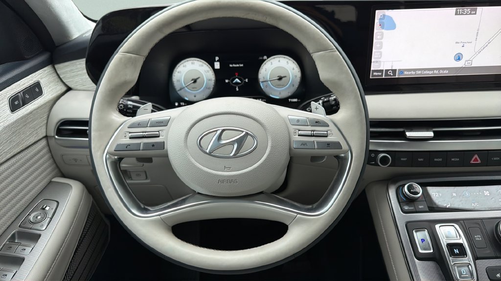 Used 2023 Hyundai Palisade Calligraphy FWD image 12