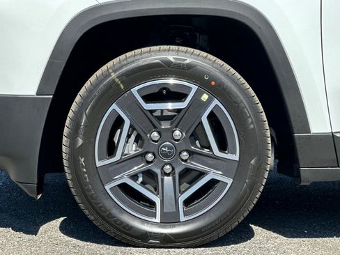 New 2026 Jeep Cherokee Limited AWD/4WD image 24