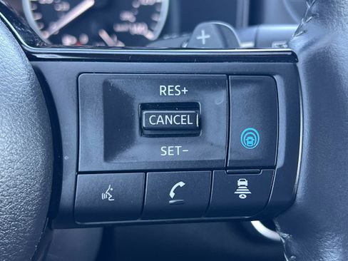 Used 2021 Nissan Rogue SL image 10