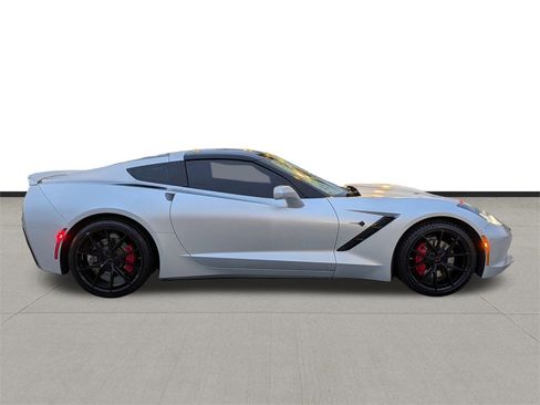 Used 2016 Chevrolet Corvette Stingray Coupe image 4
