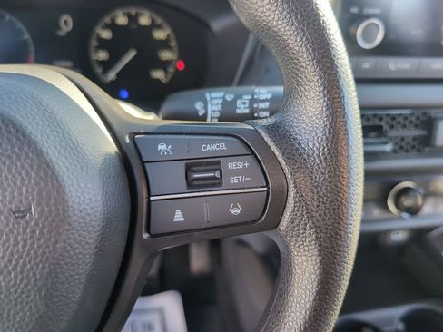 Used 2025 Honda HR-V LX image 20