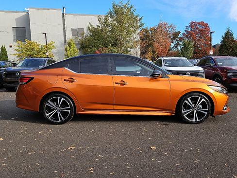 Certified 2022 Nissan Sentra SR w/ Electronics Package image 7