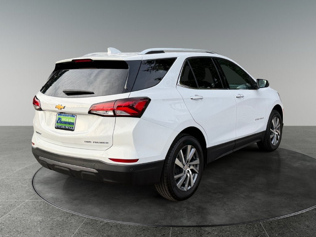 Used 2023 Chevrolet Equinox Premier AWD/4WD image 10