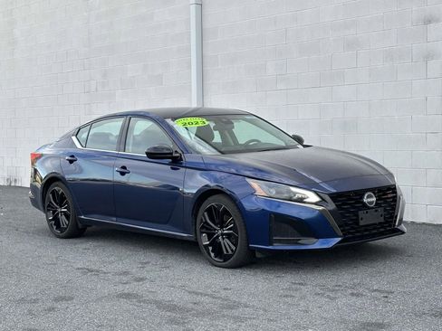 Used 2023 Nissan Altima 2.5 SR image 7