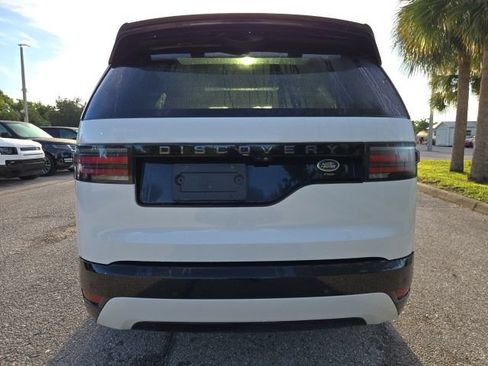 Used 2021 Land Rover Discovery S R-Dynamic AWD/4WD image 4