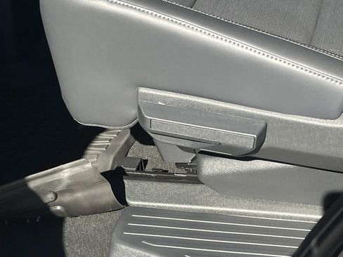 New 2025 Lincoln Navigator Reserve w/ Jet Appearance Package image 14