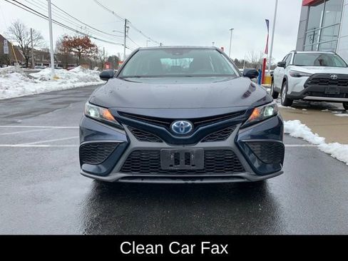 Used 2021 Toyota Camry SE image 9
