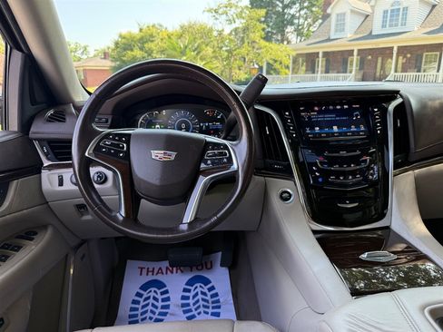 Used 2016 Cadillac Escalade Premium AWD/4WD image 51