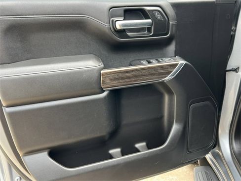 Used 2020 Chevrolet Silverado 1500 RST w/ Z71 Off-Road Package image 18